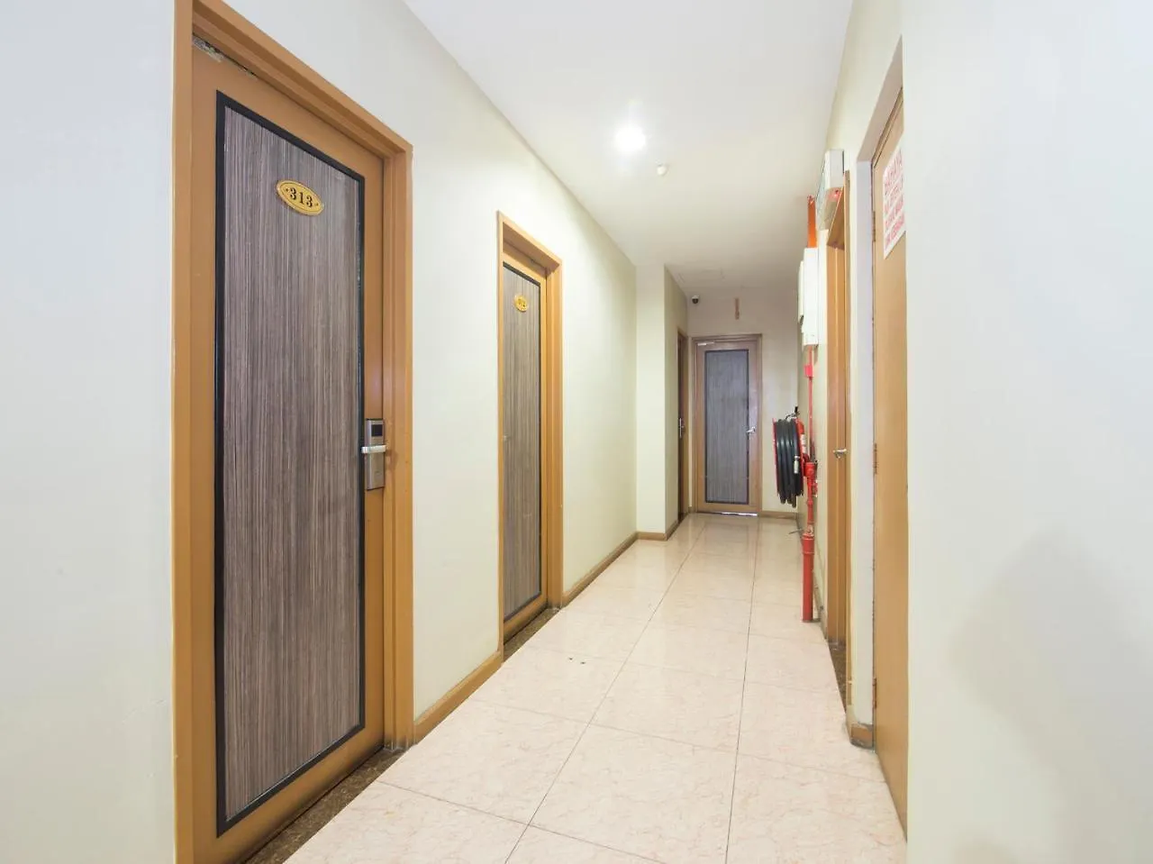 קואלה לומפור Oyo 422 Hotel Reno