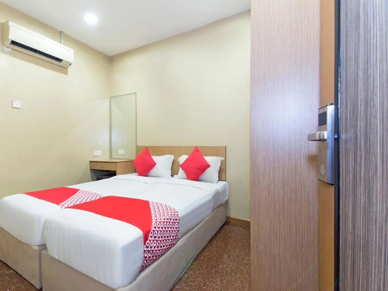 קואלה לומפור Oyo 422 Hotel Reno  קואלה לומפור